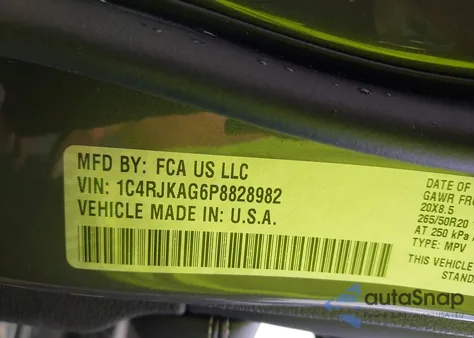 2023 Jeep Grand Cherokee L Altitude 4X4 z USA, uszkodzony, nr VIN 1C4RJKAG6P8828982